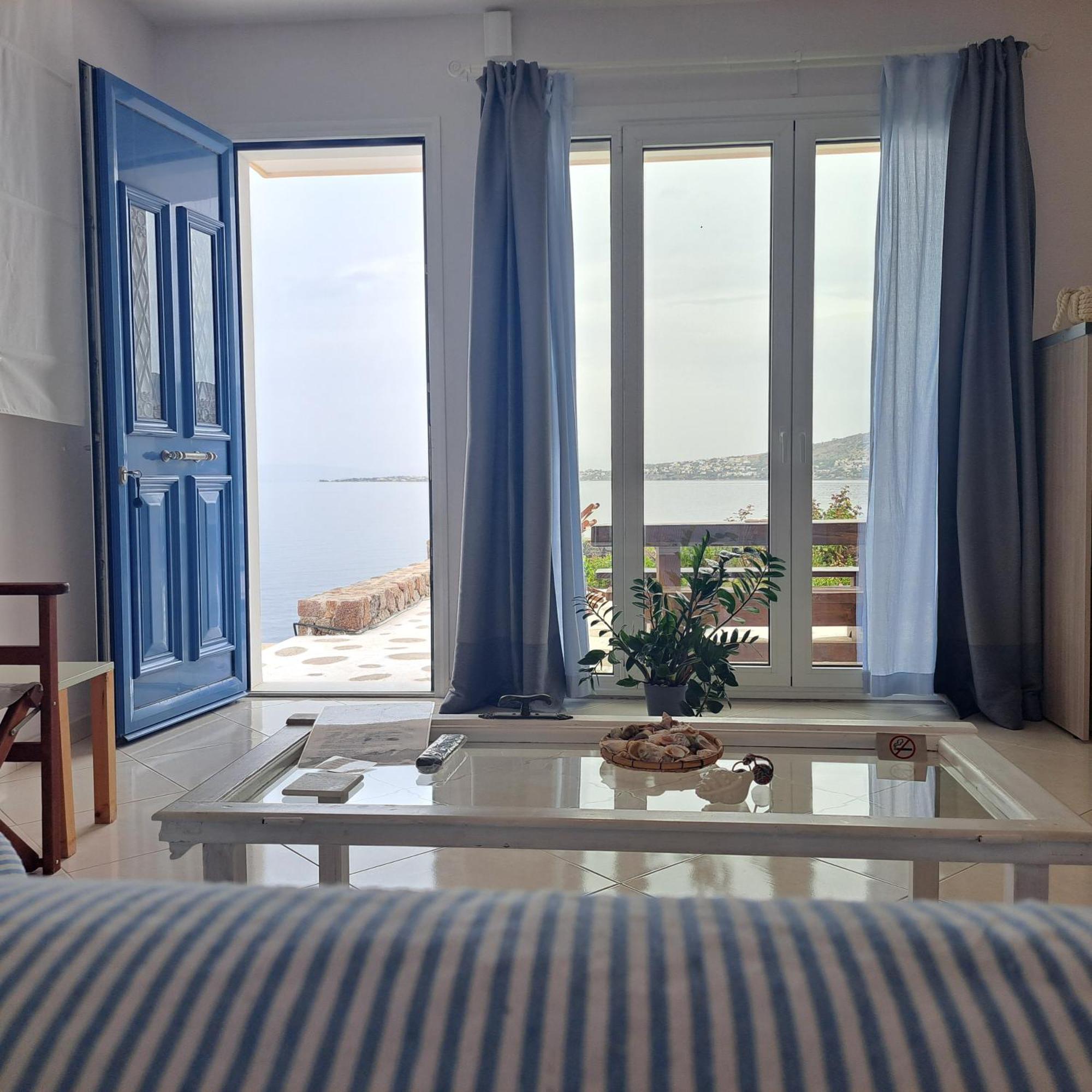 Ithaca Appartement Perdika  Kamer foto